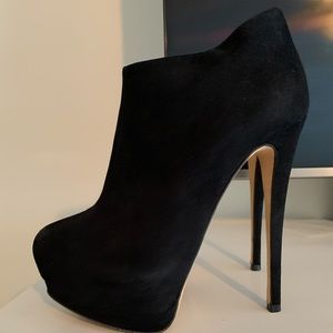 Giuseppe Zanotti BlK Suede Boris 36 1/2 AUTHENTIC